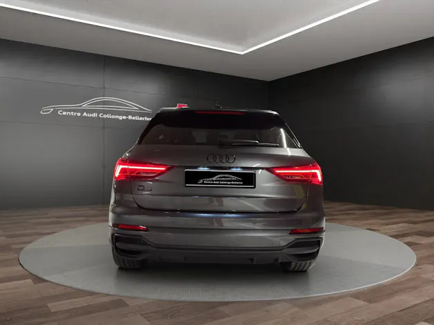 Audi Q3 35 TFSI S line Attraction S-tronic