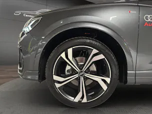 Audi Q3 35 TFSI S line Attraction S-tronic