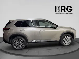 Nissan X-Trail 1.5 VC-T e-Power 4WD 7 Sitze Tekna+