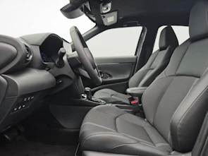 Fahrzeugbild TOYOTA Yaris Cross 1.5 VVT-i HSD Premium AWD-i