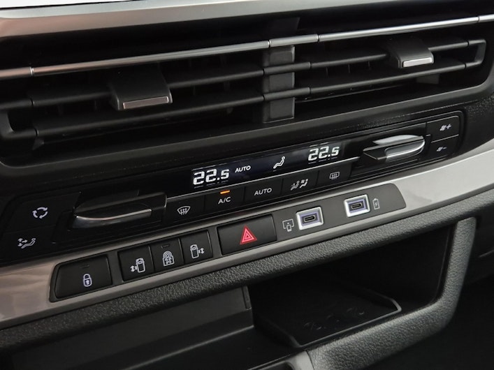 immagine del veicolo TOYOTA PROACE