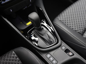 Vehicle image TOYOTA Yaris 1.5 VVT-i HSD Premium