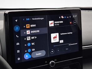 Vehicle image TOYOTA Yaris Cross 1.5 VVT-i HSD Trend AWD-i