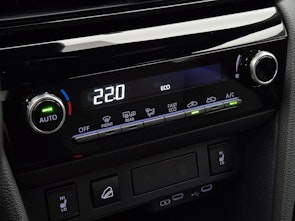 Vehicle image TOYOTA Yaris Cross 1.5 VVT-i HSD Trend AWD-i