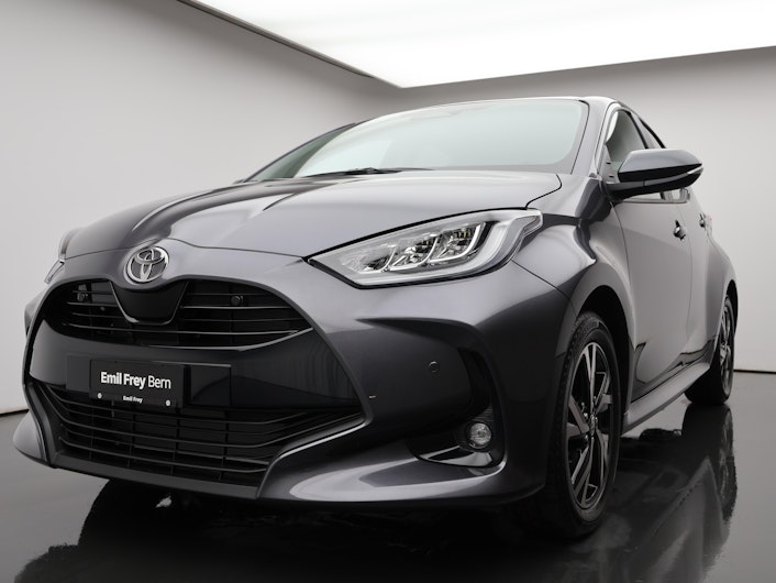 Vehicle image TOYOTA YARIS