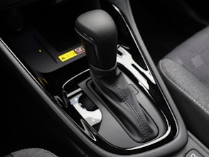 Vehicle image TOYOTA Yaris 1.5 VVT-i HSD Trend