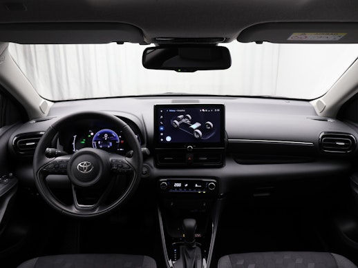 TOYOTA Yaris 1.5 VVT-i HSD Trend 3