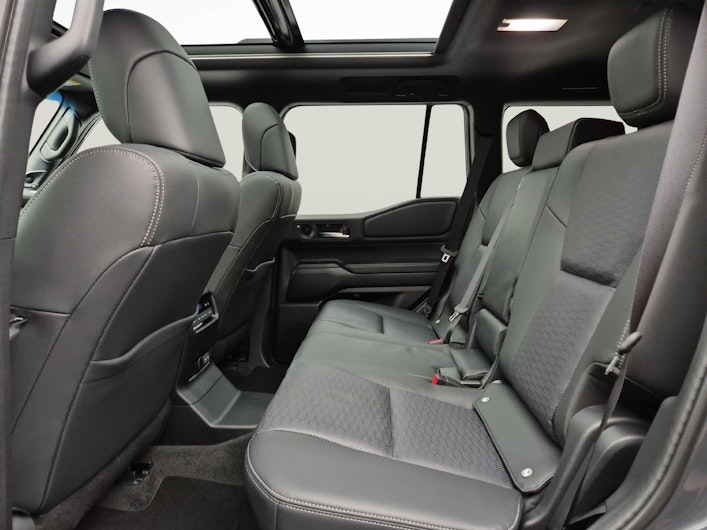 Vehicle image TOYOTA LANDCRUISER