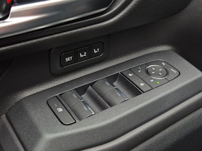 Vehicle image TOYOTA Land Cruiser 2.8 D Invincible