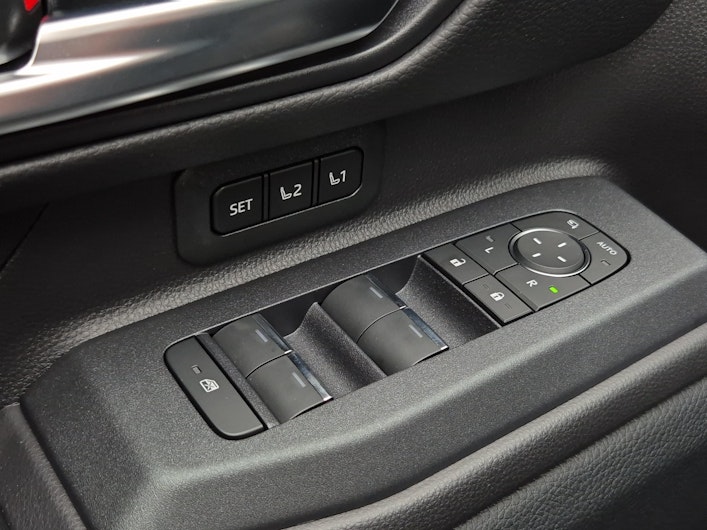 Vehicle image TOYOTA LANDCRUISER