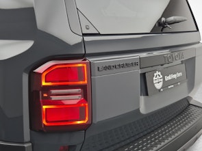 Vehicle image TOYOTA Land Cruiser 2.8 D Invincible