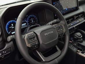 Vehicle image TOYOTA Land Cruiser 2.8 D Invincible