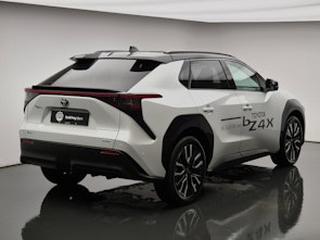 Vehicle image TOYOTA bZ4X Premium AWD