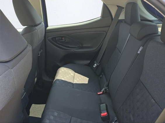 Vehicle image 13 Vehicle image 13