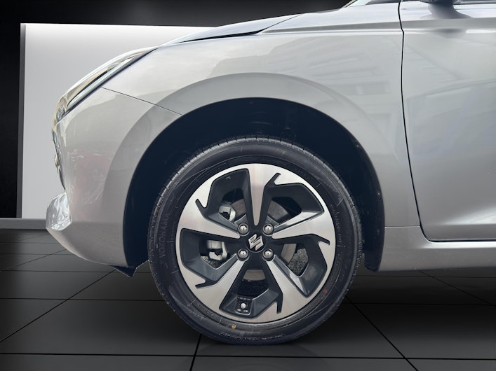 Vehicle image SUZUKI SWIFT