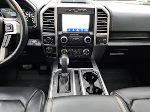 FORD F-Pickup F-150 3.0-V6 POWER STROKE DIESEL PLATINUM SUPER-CREW AUTOMAT 4x4