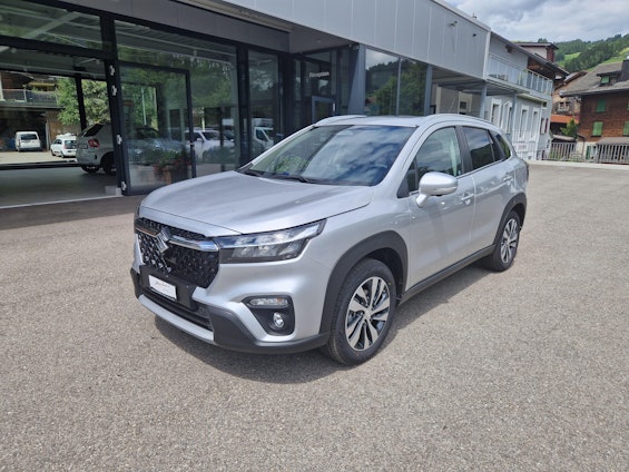 First vehicle image