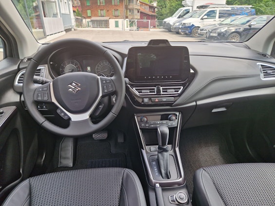 Vehicle image 11