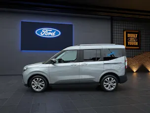FORD Tourneo Courier 1.0i EcoBoost 125 PS Titanium AUTOMAT