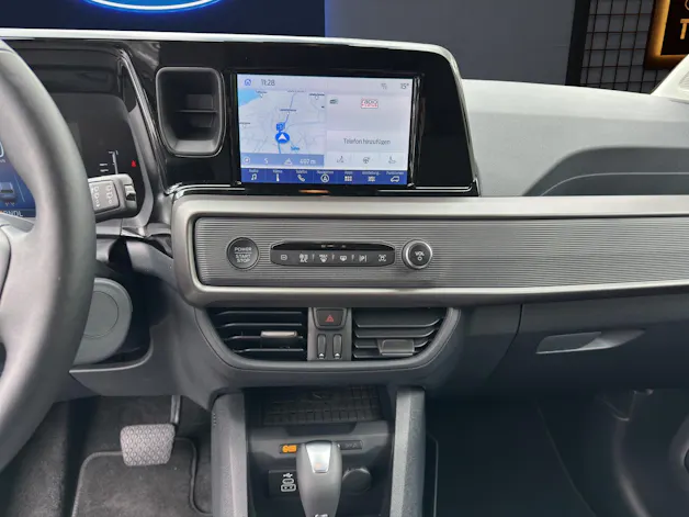 FORD Tourneo Courier 1.0i EcoBoost 125 PS Titanium AUTOMAT
