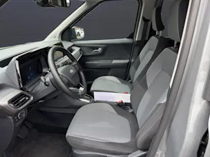 FORD Tourneo Courier 1.0i EcoBoost 125 PS Titanium AUTOMAT