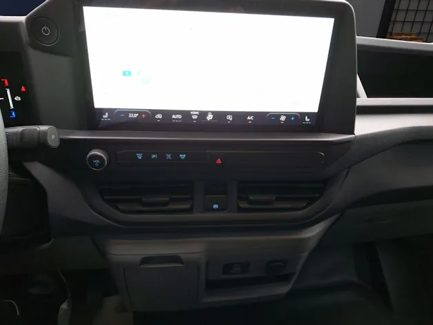 FORD E-Transit Custom Van 320 L1 218 PS Trend (bis 150km/h)