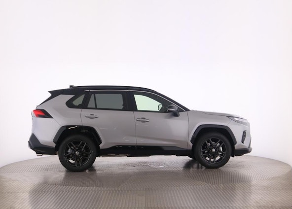 Vehicle image 18 Vehicle image 18