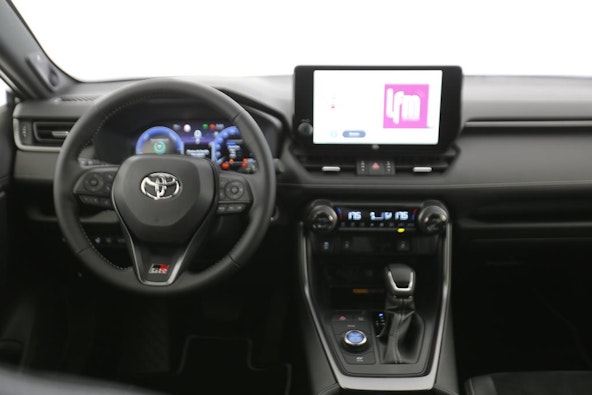 Vehicle image 4 Vehicle image 4