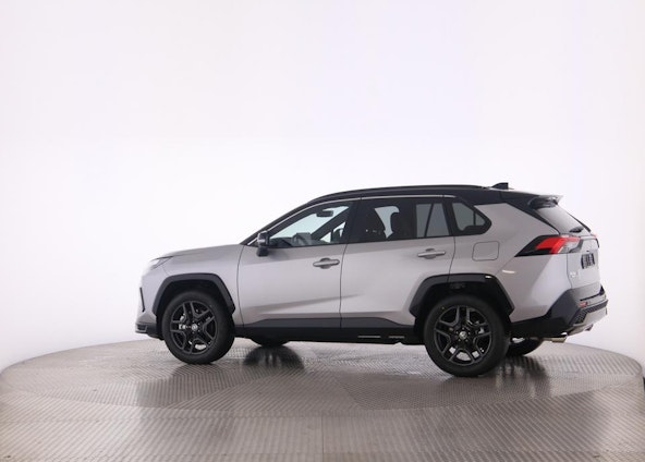 Vehicle image 4 Vehicle image 4