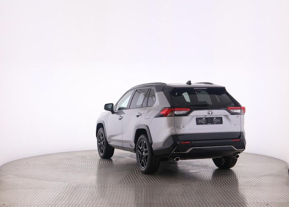 Vehicle image 6 Vehicle image 6