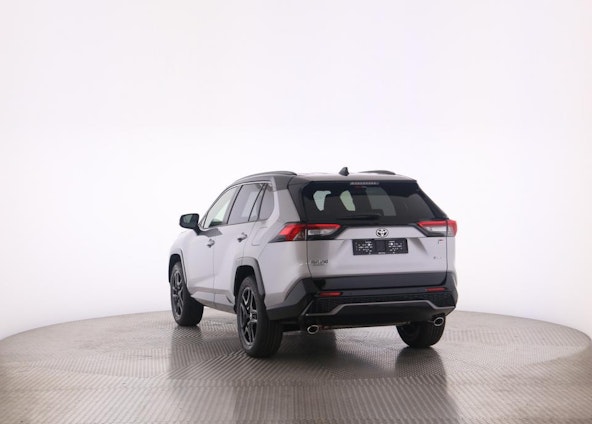 Vehicle image 12 Vehicle image 12