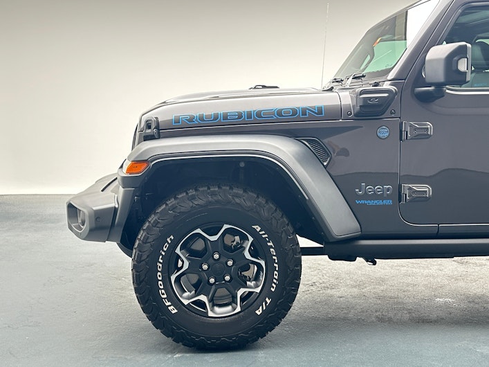 Vehicle image JEEP WRANGLER