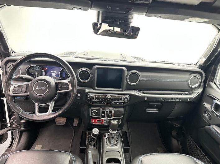 Vehicle image JEEP WRANGLER