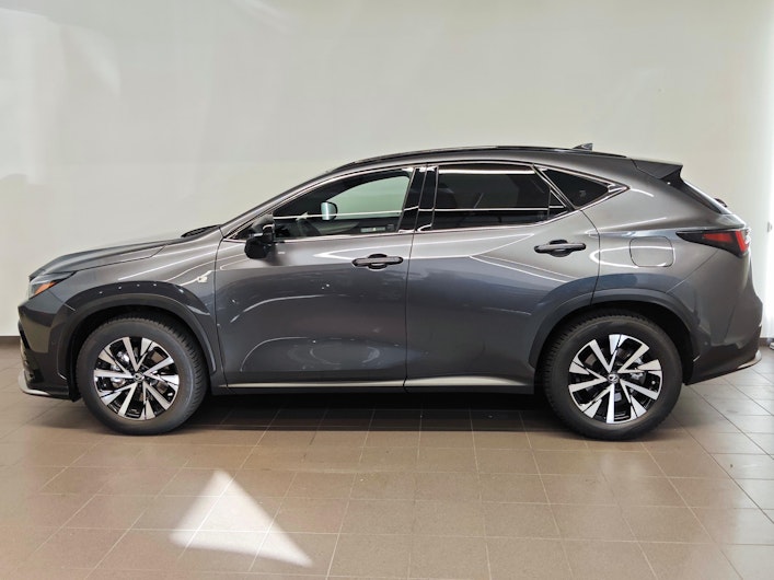 Vehicle image LEXUS NX