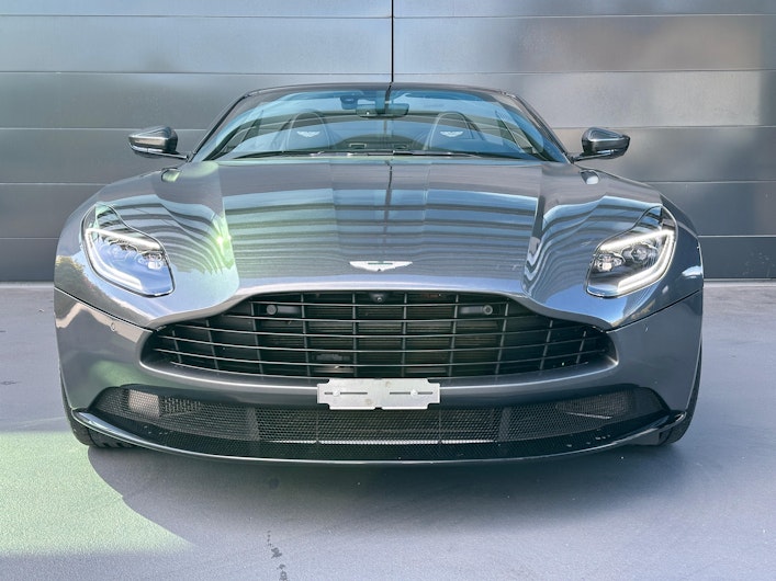 Vehicle image ASTON MARTIN DB11