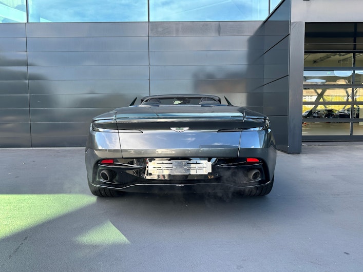 Vehicle image ASTON MARTIN DB11