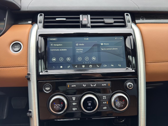 Vehicle image LAND ROVER DISCOVERY