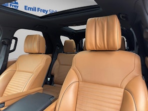 Vehicle image LAND ROVER Discovery 3.0 SDV6 HSE Luxury