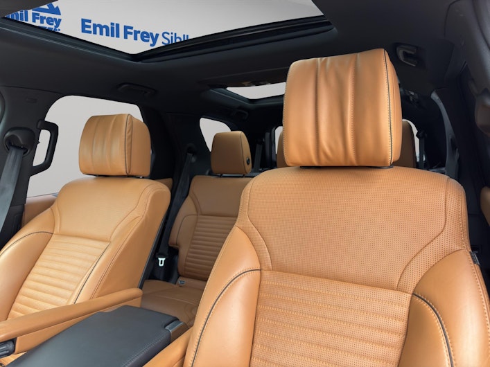 Vehicle image LAND ROVER DISCOVERY