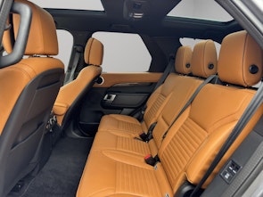 Vehicle image LAND ROVER Discovery 3.0 SDV6 HSE Luxury