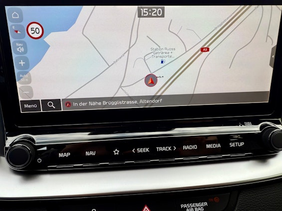 Vehicle image 4 Vehicle image 4