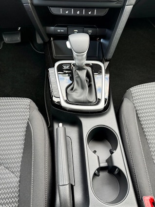 Vehicle image 5 Vehicle image 5