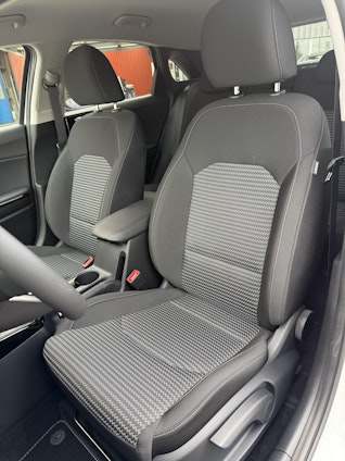 Vehicle image 6 Vehicle image 6