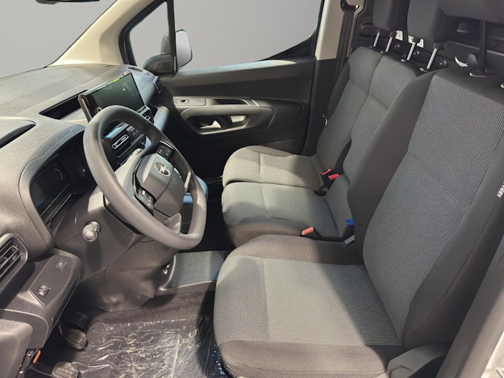 Vehicle image OPEL COMBO