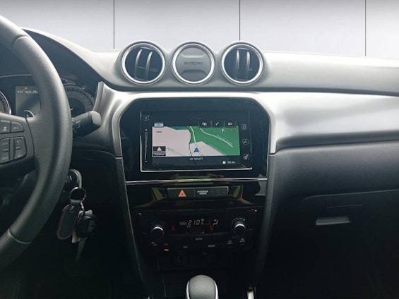 Vehicle image 13