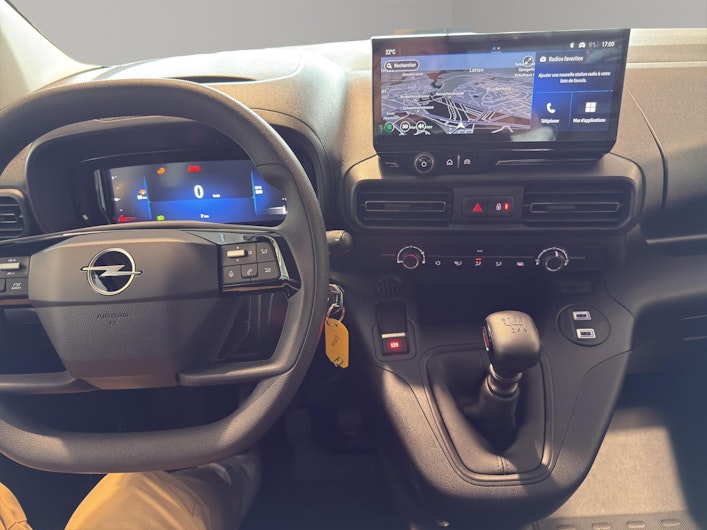 Vehicle image OPEL COMBO