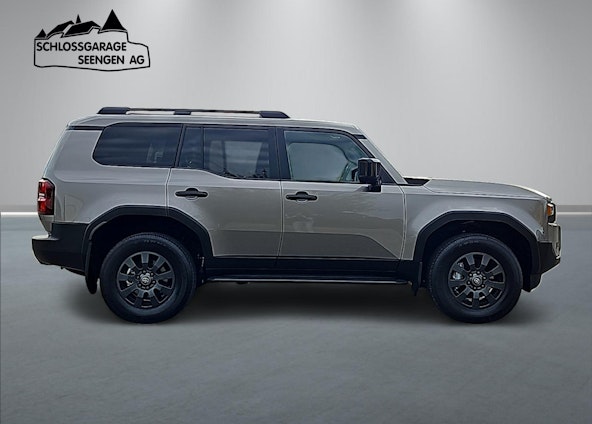 Vehicle image 3 Vehicle image 3