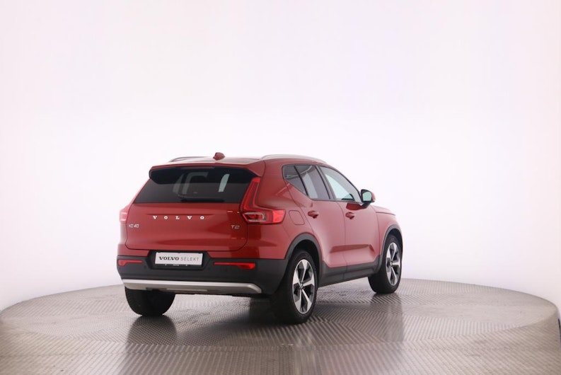 Vehicle image VOLVO XC40