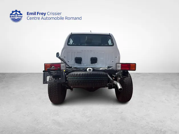 Toyota Hilux Double Cab.-Chassis 2.4 D-4D 150 Comfort