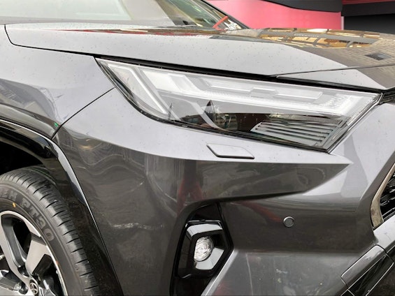 Vehicle image 13 Vehicle image 13